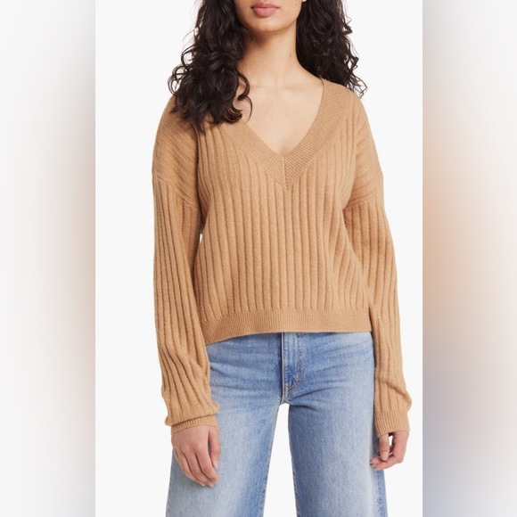 Nordstrom Sweaters - Open Edit V-Neck Rib Sweater